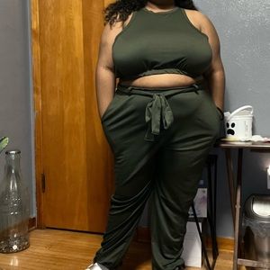 Cute and Comfy Green Pant Set!